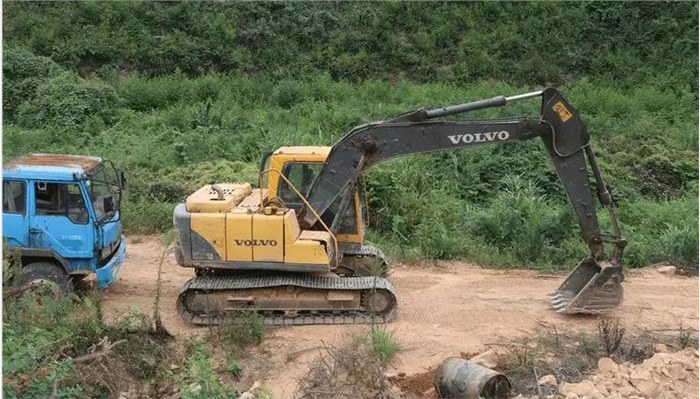 夏季来了！挖掘机为什么会高温？到底该怎么办？